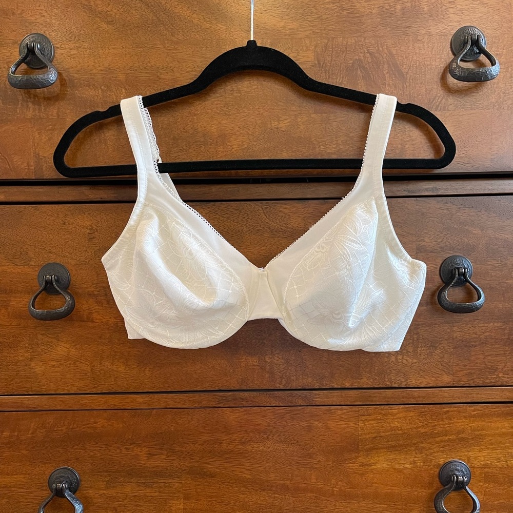 Lilyette Bra size 40C